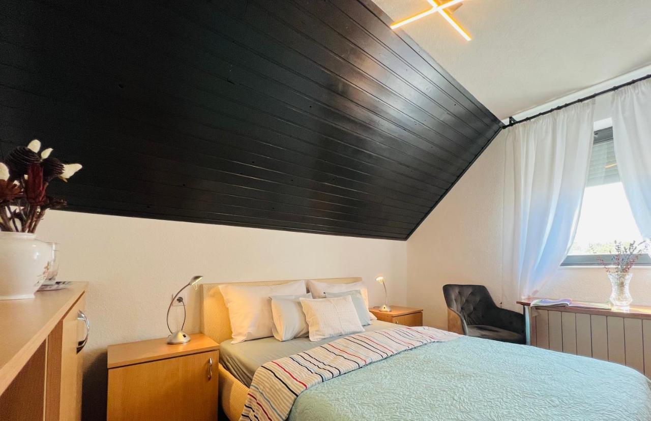 Heviz Apart Comfort Appartement Buitenkant foto
