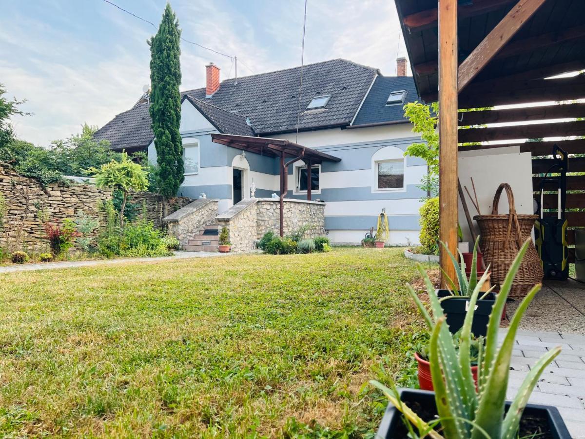 Heviz Apart Comfort Appartement Buitenkant foto